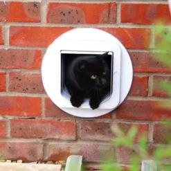 SureFlap Microchip Cat Flap Connect - White -Pet Supply Shop 10 idscfwt lifestyle 3 4